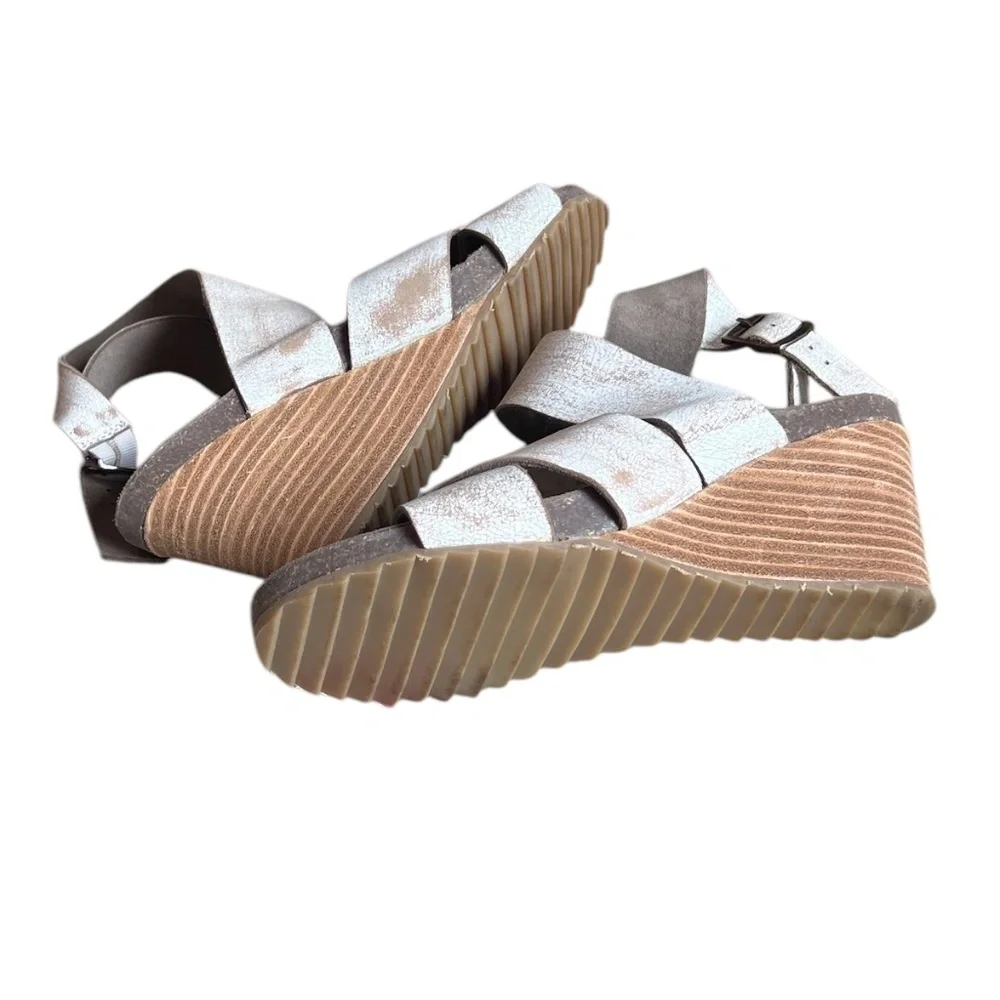 Diba True Women's New View‎ Wedge Casual Sandal's White, Size 10